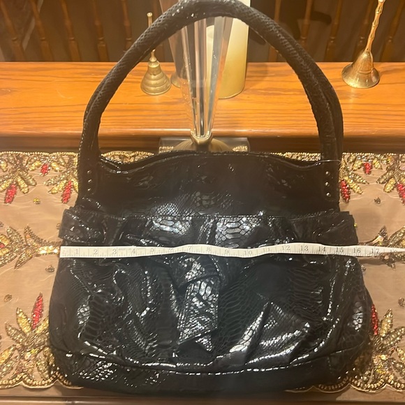 👜EC:Perlina Genuine Leather Snakeskin Shoulder Bag - Picture 2 of 12